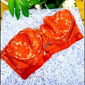 SALE 🌹2/$16 Victoria Secrets Very Sexy 32C/D70 multi position